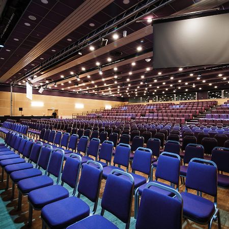 Radisson Blu Latvija Conference & Spa Hotel, รีกา ภายนอก รูปภาพ