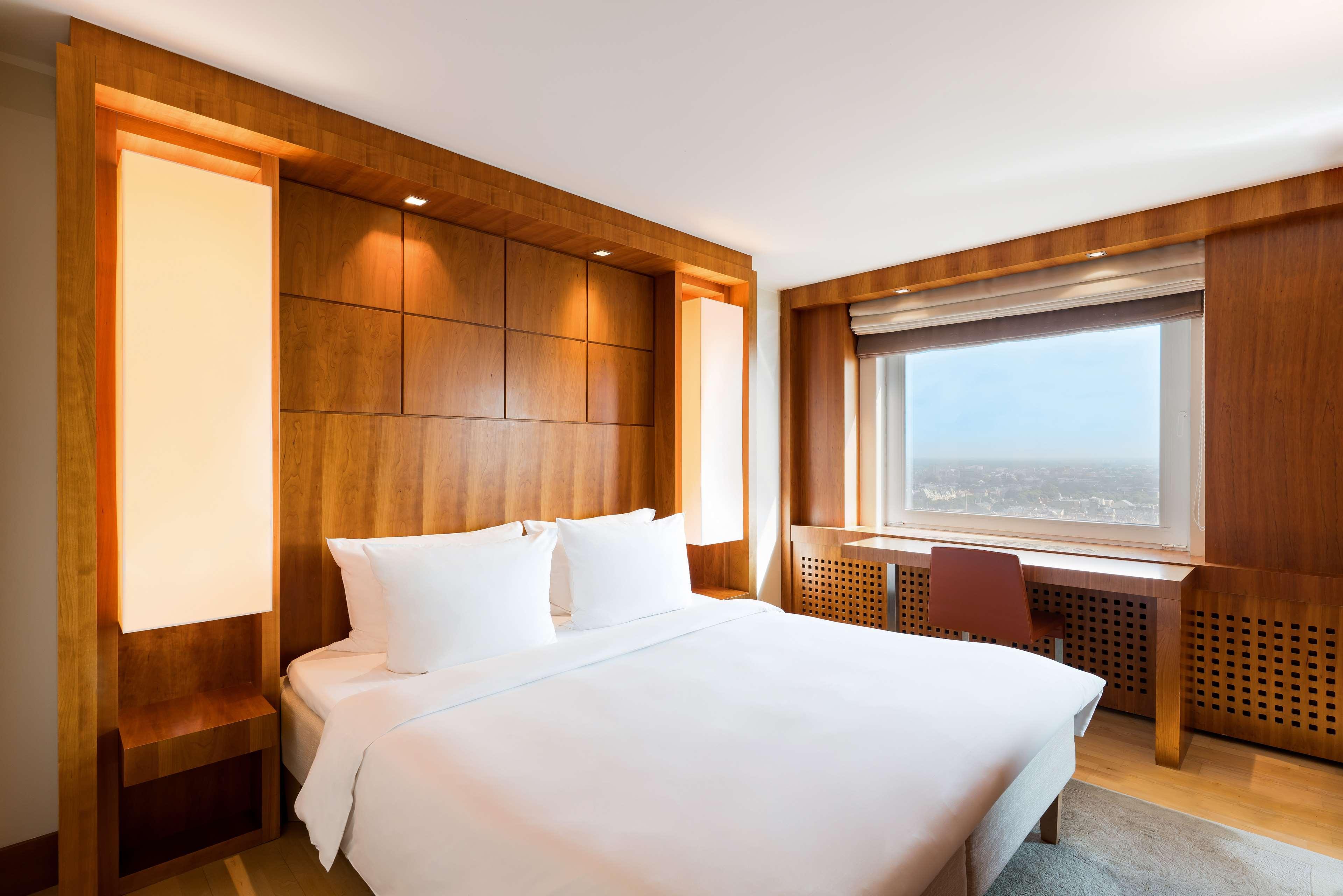 Radisson Blu Latvija Conference & Spa Hotel, รีกา ภายนอก รูปภาพ