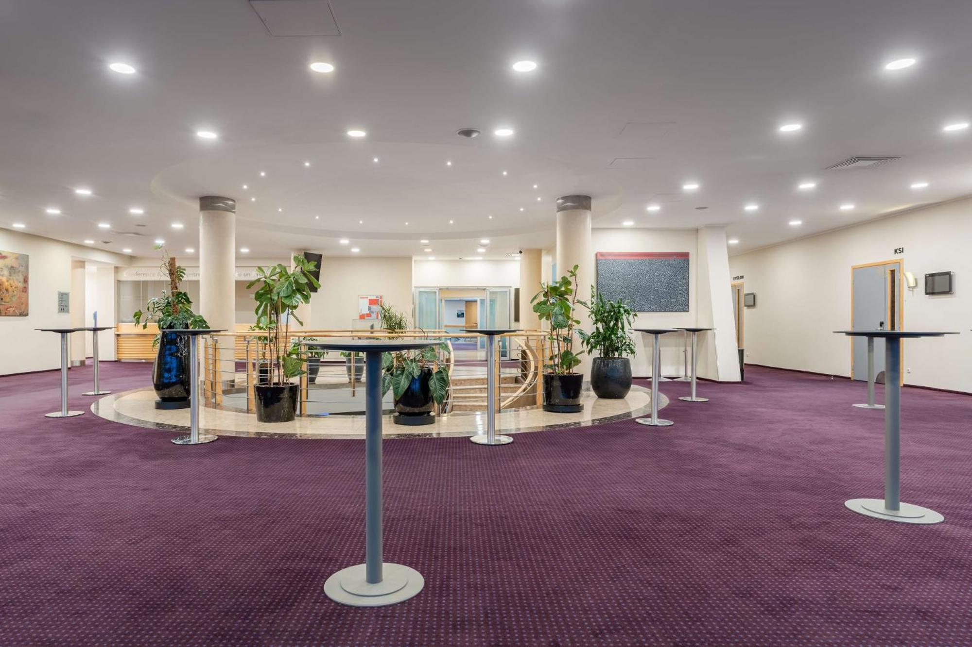 Radisson Blu Latvija Conference & Spa Hotel, รีกา ภายนอก รูปภาพ