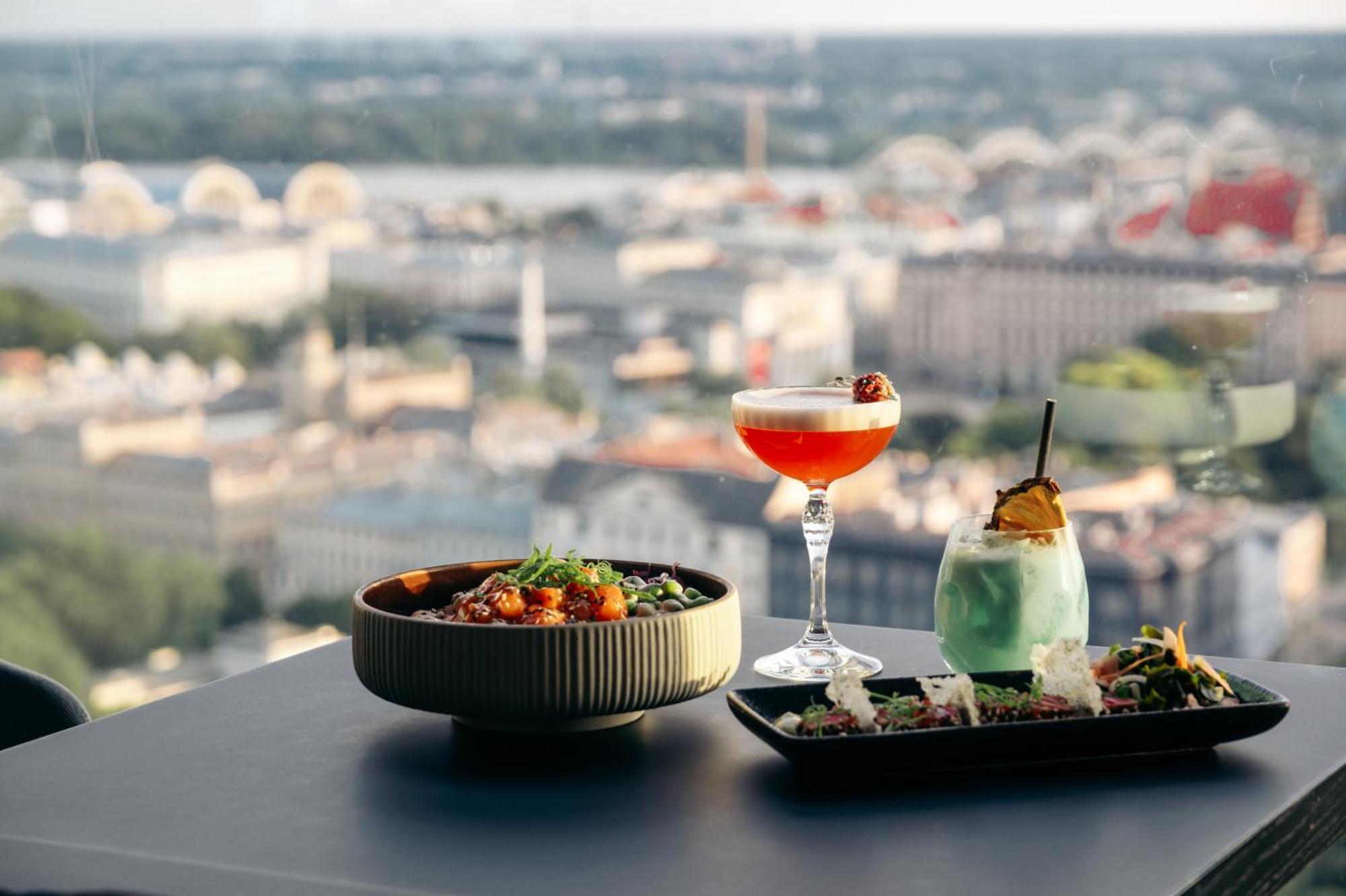Radisson Blu Latvija Conference & Spa Hotel, รีกา ภายนอก รูปภาพ