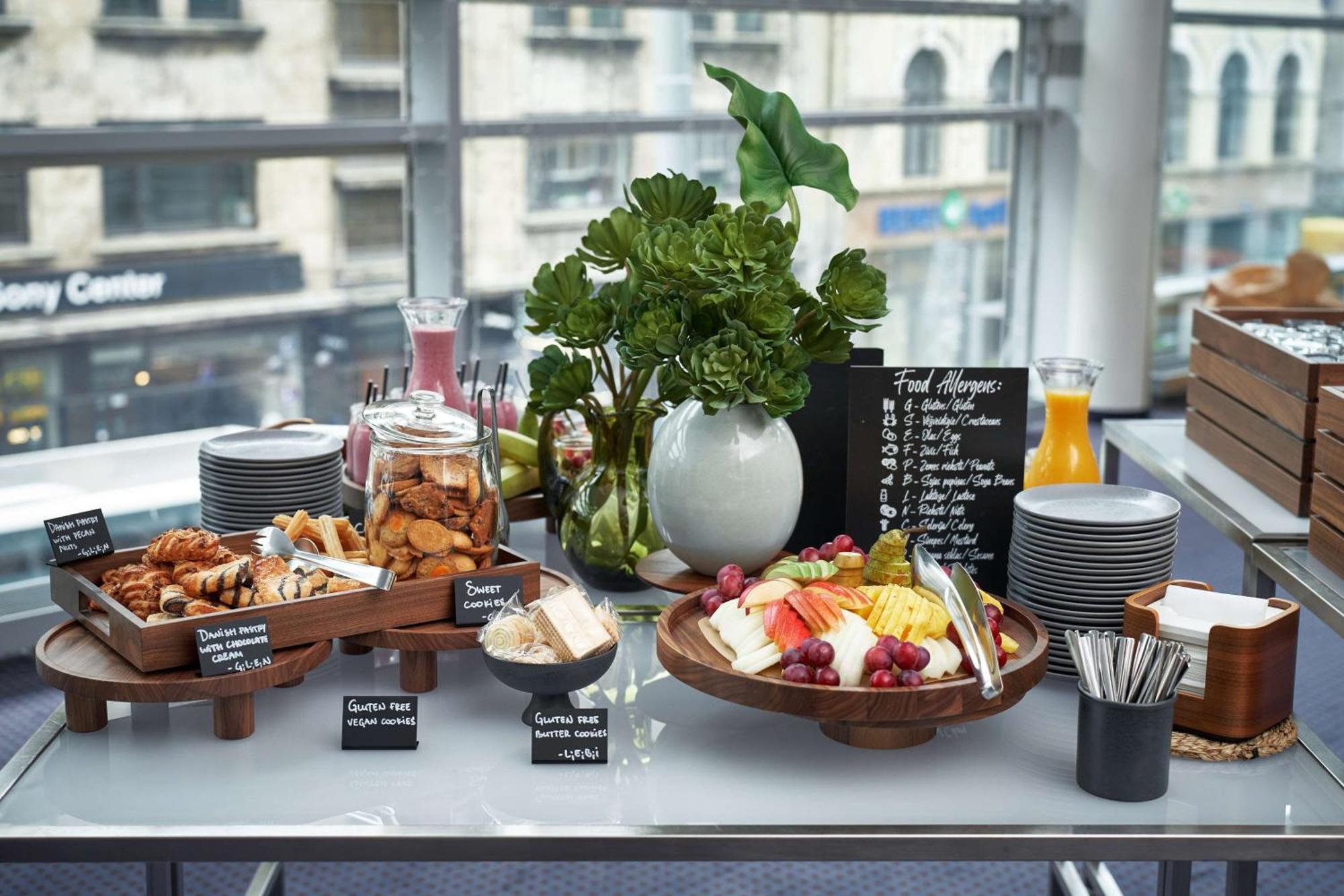 Radisson Blu Latvija Conference & Spa Hotel, รีกา ภายนอก รูปภาพ